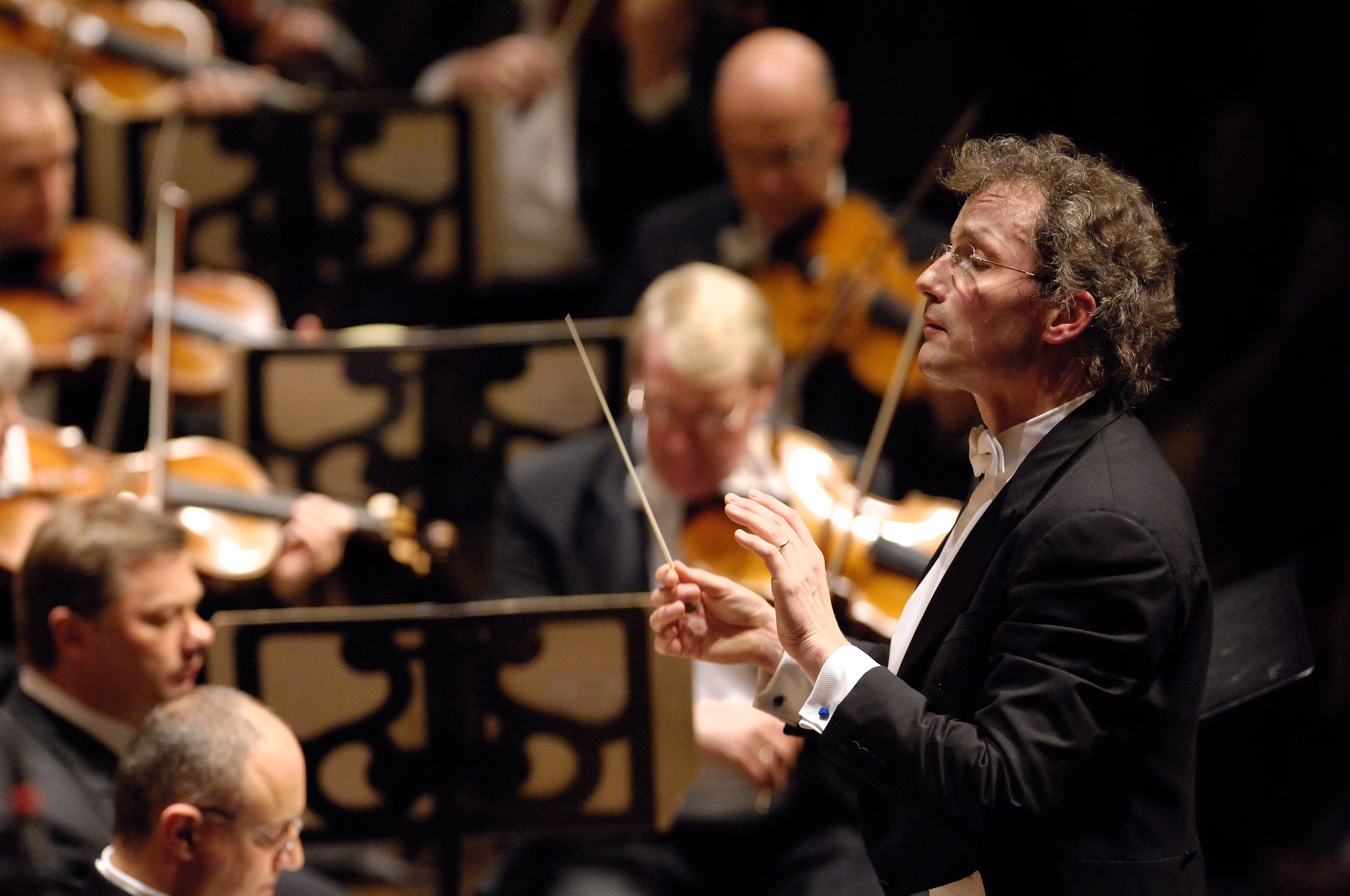 Franz conducting The Cleveland Orchestra