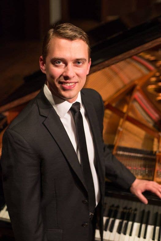 Jacob Bernhardt headshot