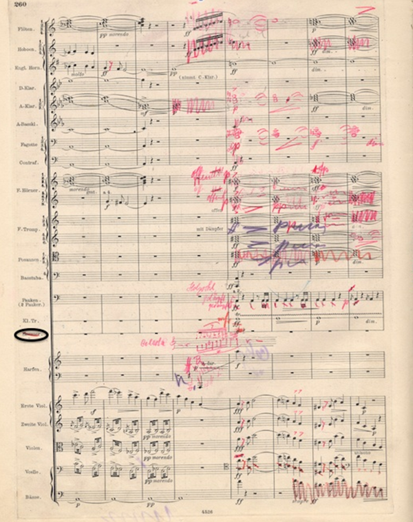 An image of Mahler's annotated score.