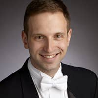 Daniel Singer headshot