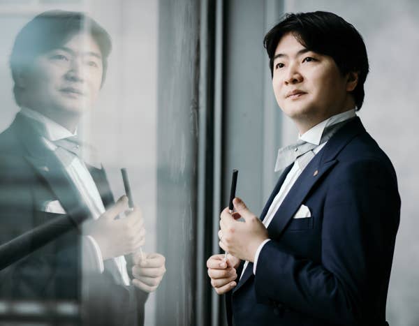 Kazuki Yamada with reflection