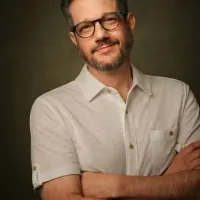 MICHAEL GIACCHINO