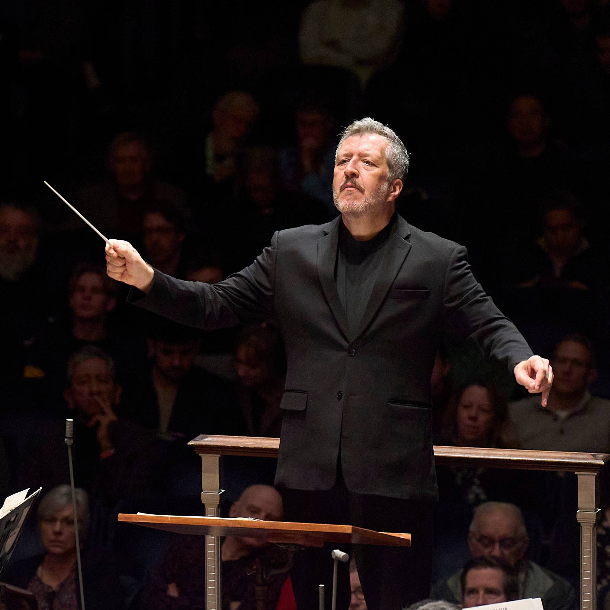Thomas Adès conducting The Cleveland Orchestra