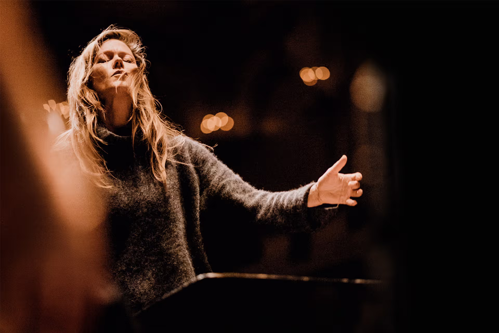 Barbara Hannigan Conducting