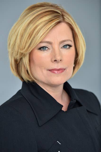 Sandra Snow