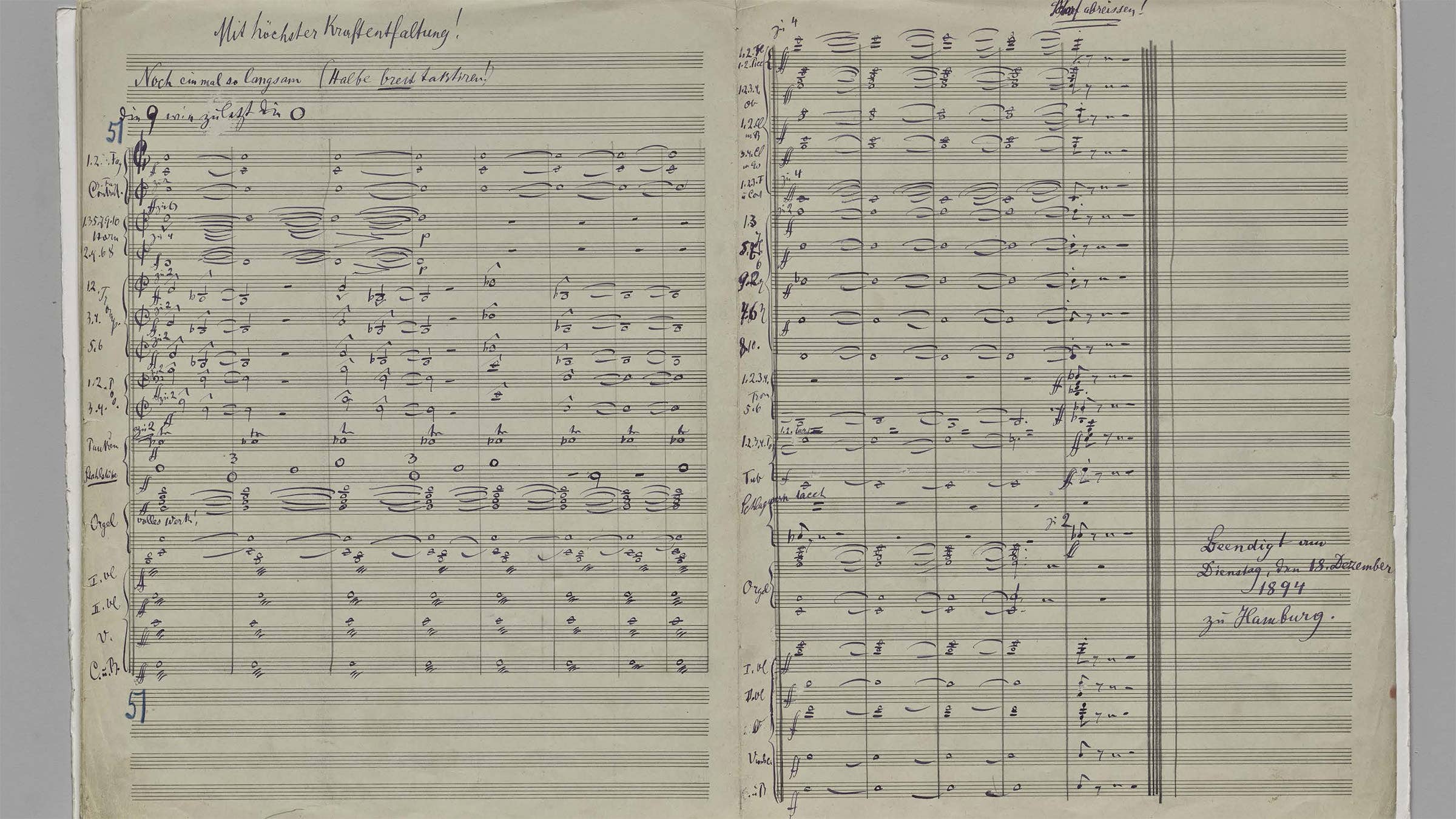 The last page of Mahler's Second Symphony, bearing the inscription “Beendigt am Dienstag, den 18. Dezember 1894 zu Hamburg” (Completed on Tuesday, the 18th of December 1894 at Hamburg).