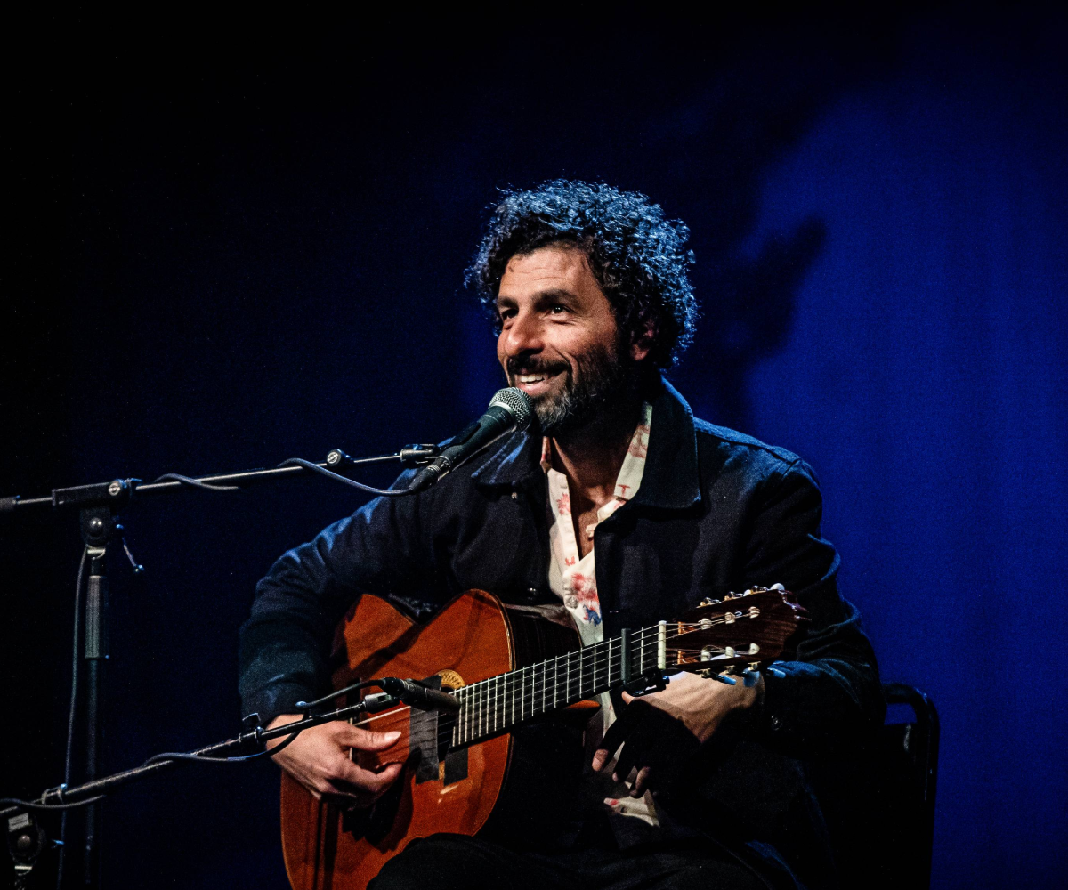 José González