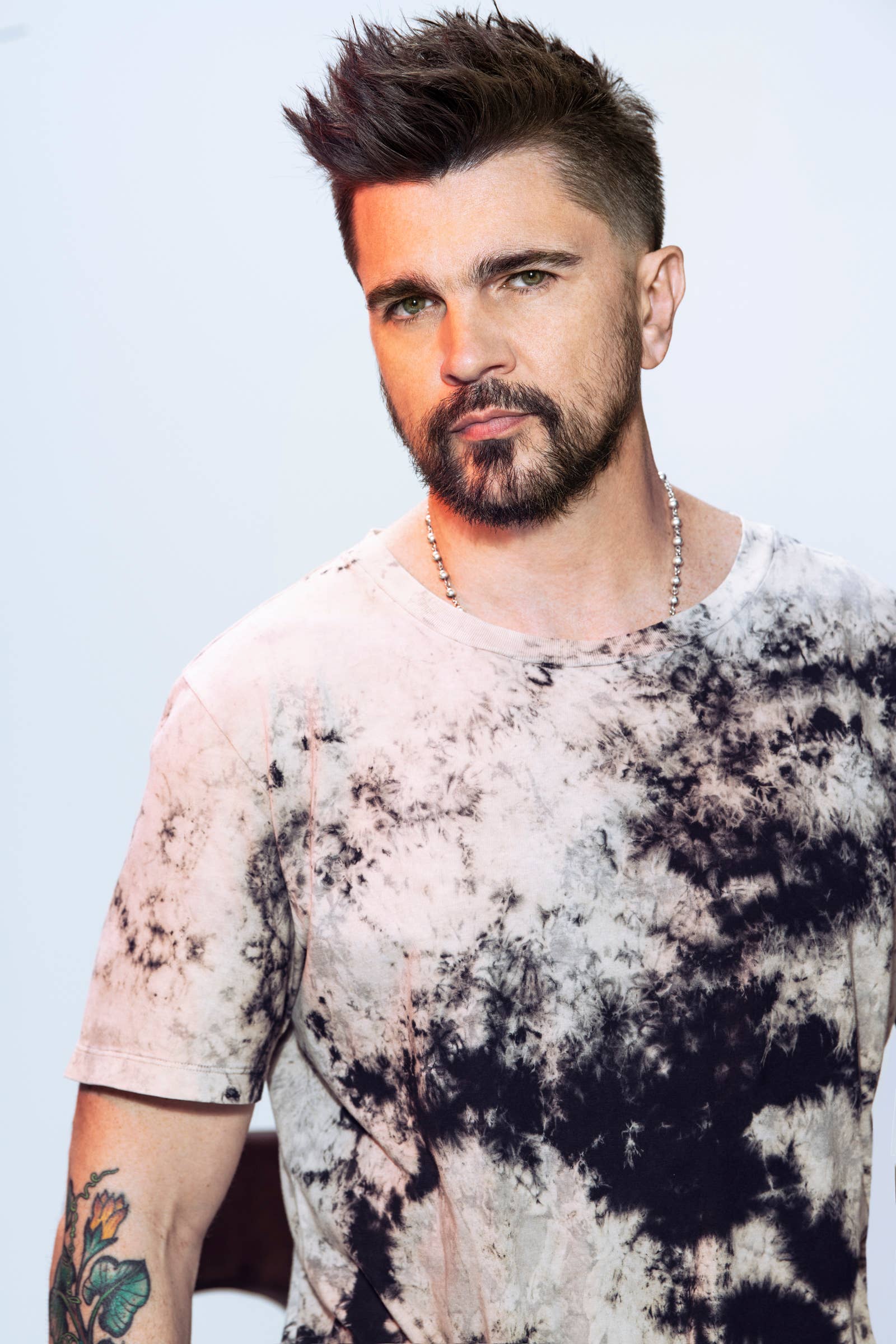 Thumbnail for Juanes
