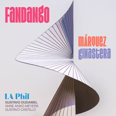 Escultura metálica en forma de abanico sobre fondo gris con los créditos «Fandango» y «Márquez Ginasterra».
