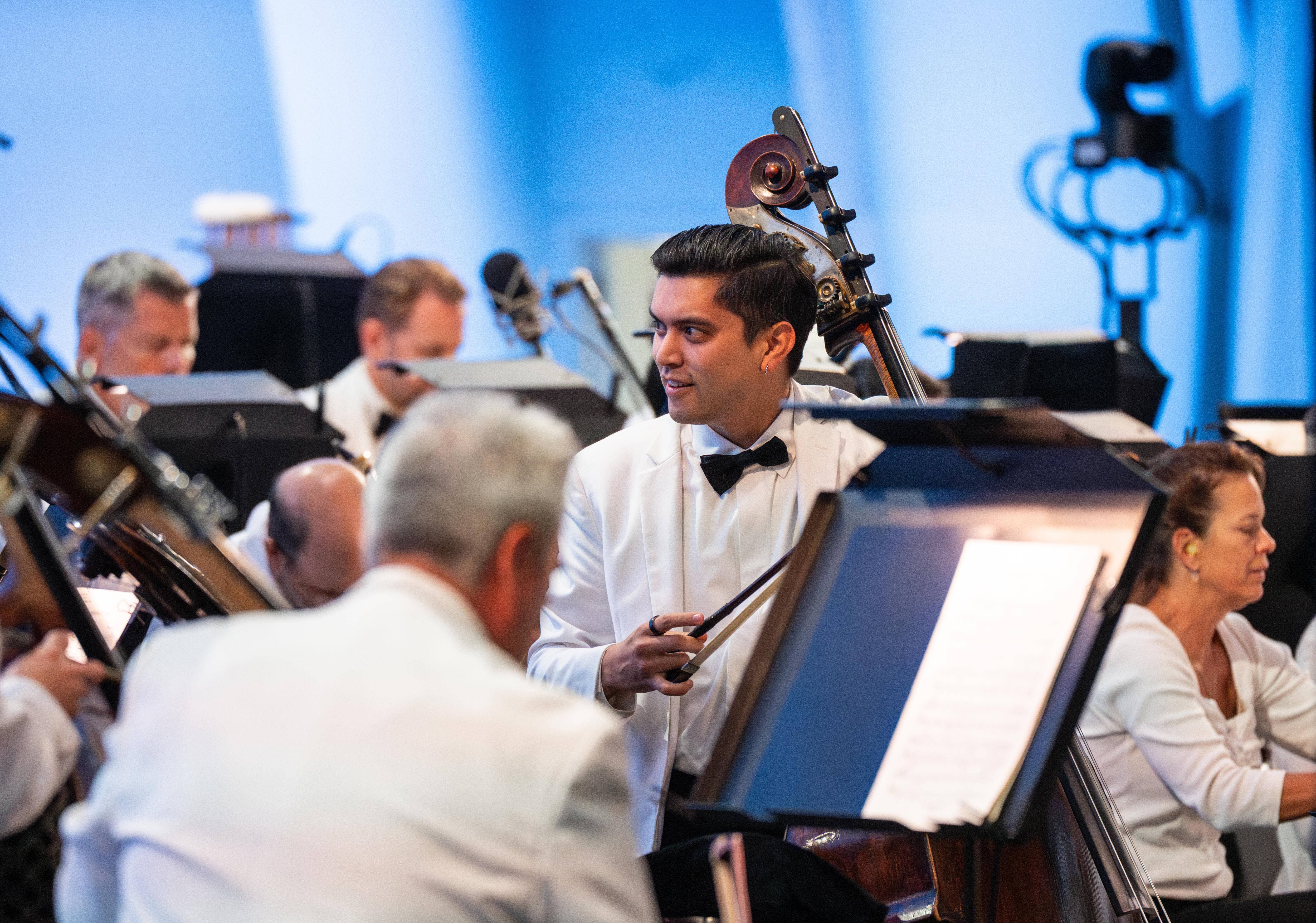 Kaelan Decman en el Hollywood Bowl