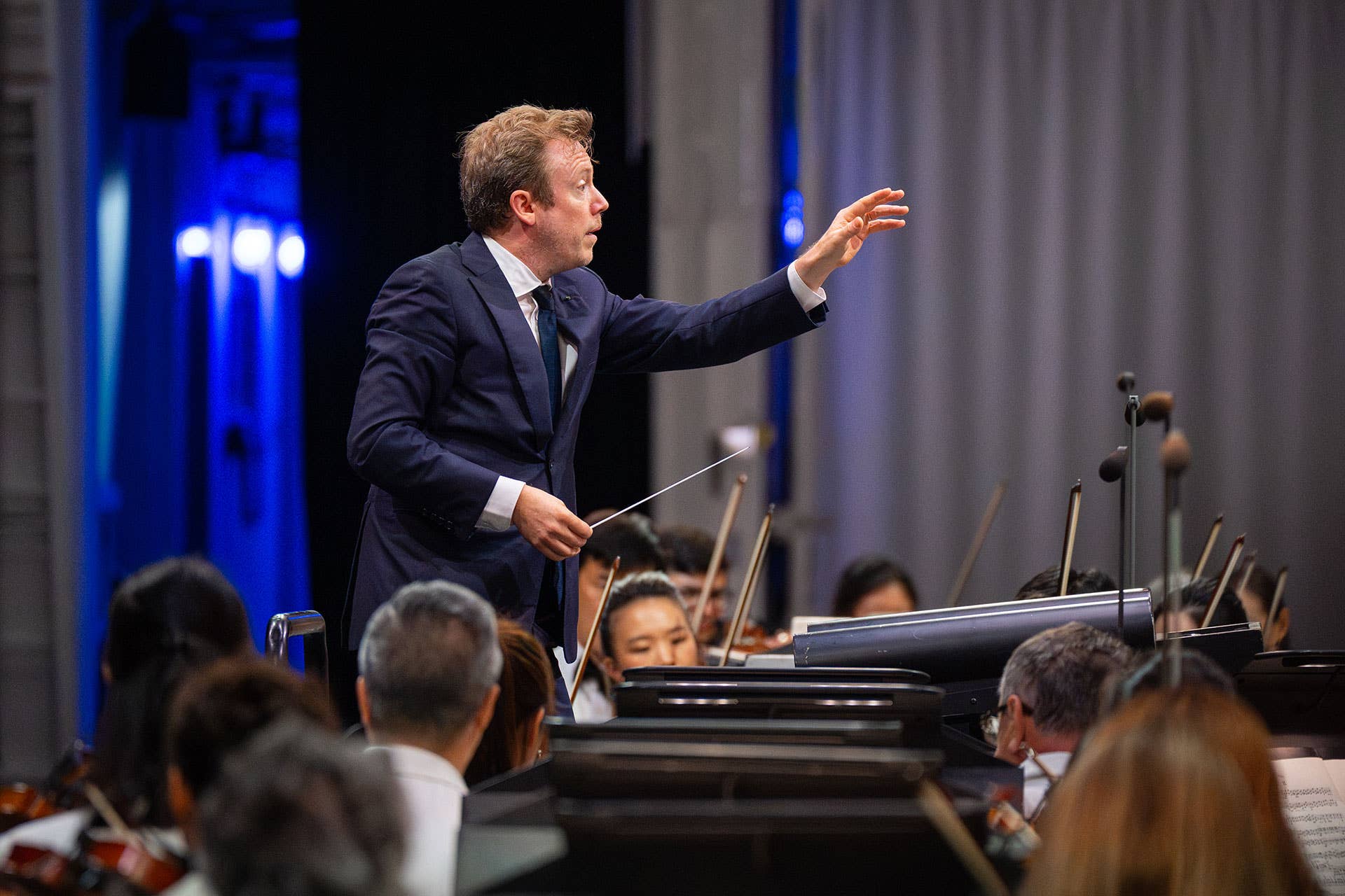 Daniel Harding dirige la Filarmónica de Los Ángeles