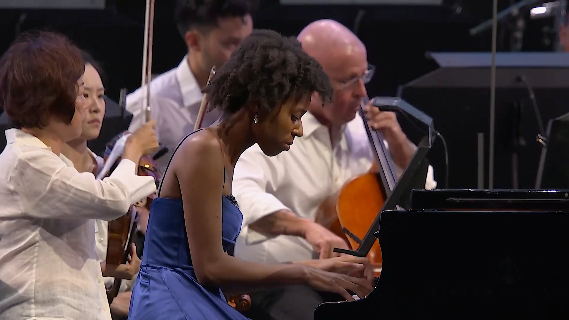 Jeneba Kanneh-Mason performs Rachmaninoff's Second Piano Concerto at the Hollywood Bowl