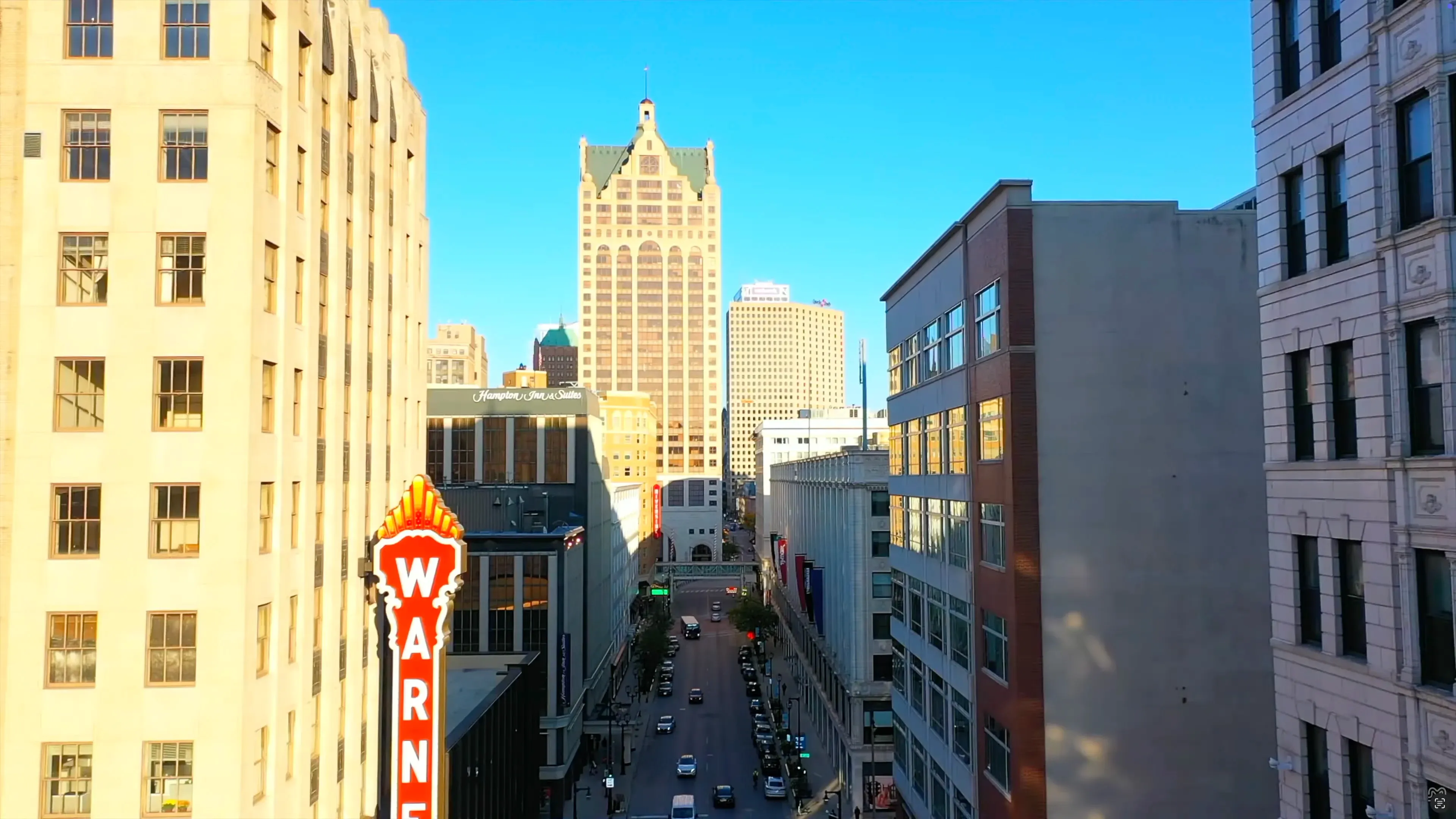 Explore the Milwaukee Theater District