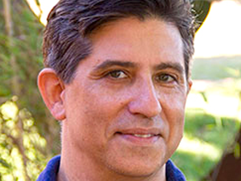 Daniel Messé