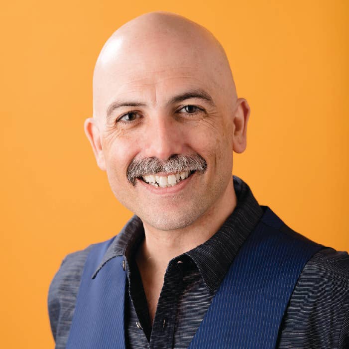 Alberto Denis headshot