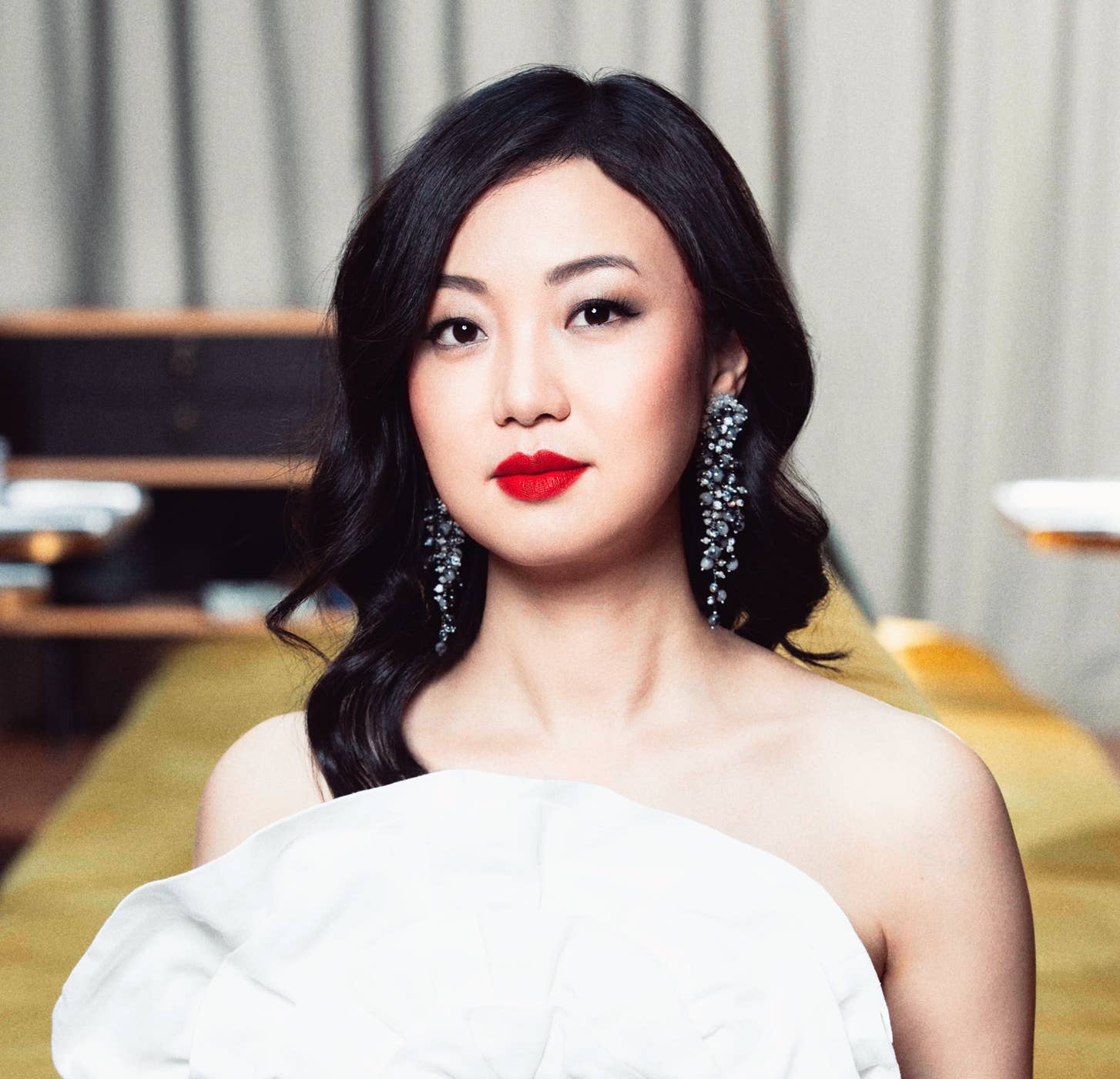 Ying Fang Sings Songs of the Auvergne