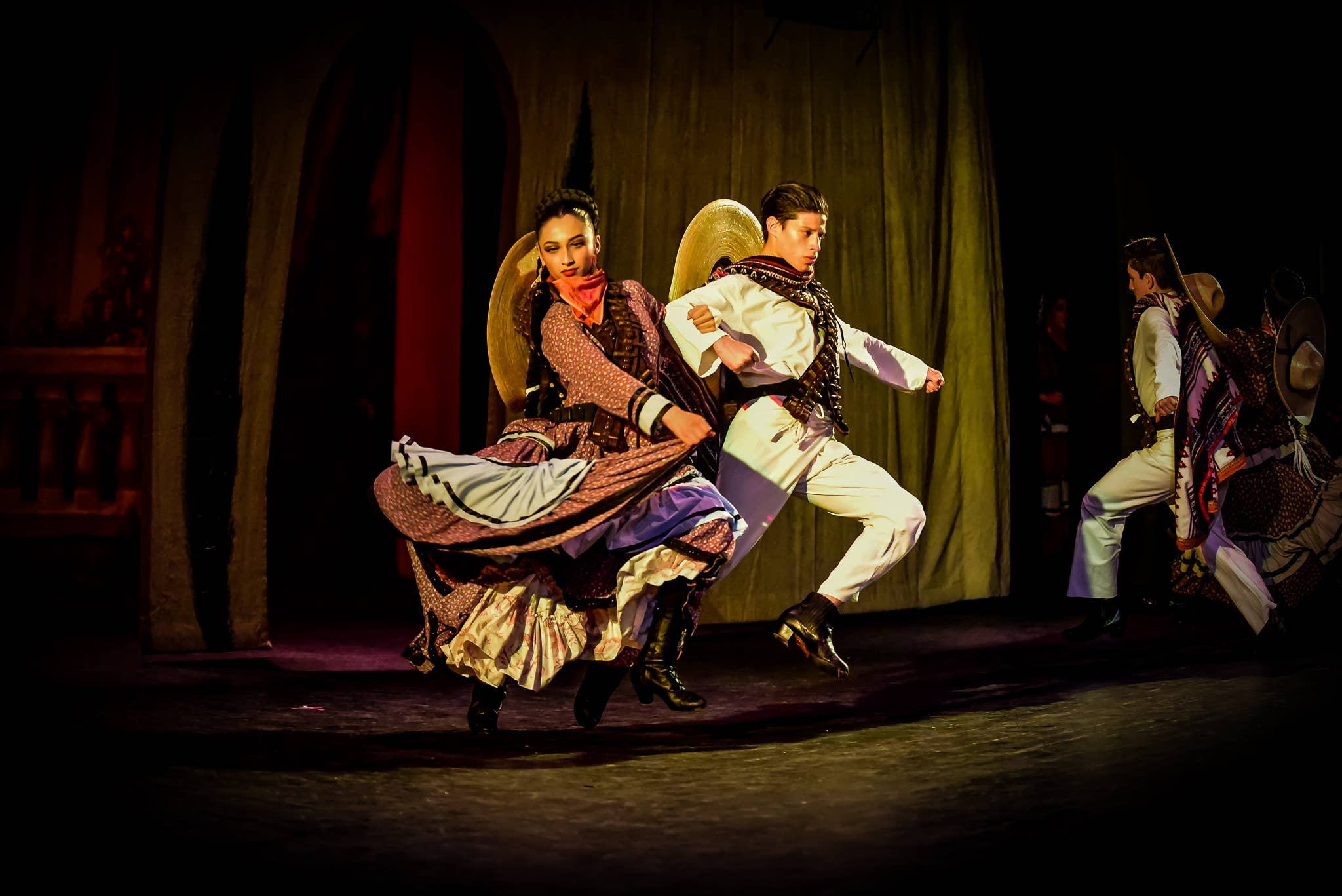 Grandeza Mexicana Folk Ballet Company
